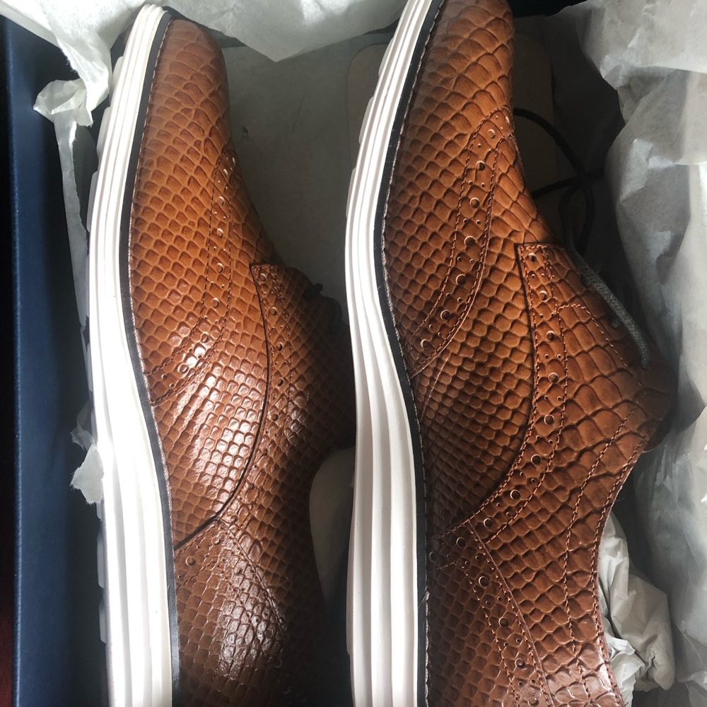 Cole Haan Women’s Brown Leather Shoes 9.5 snake print
